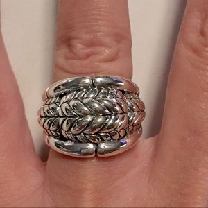 Stunning Jai NWOT Basketweave Sterling Silver ring
